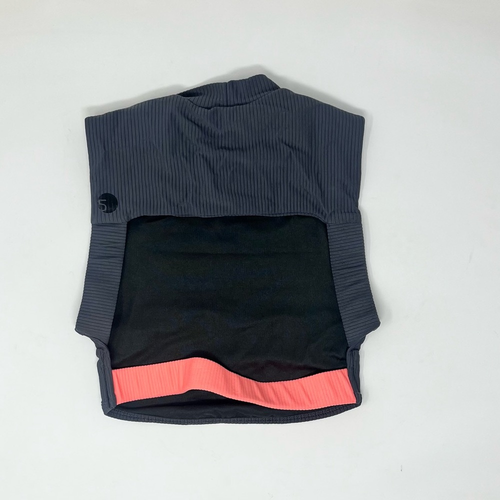 5 DanceWear. Ribbed top with high neck and open back.